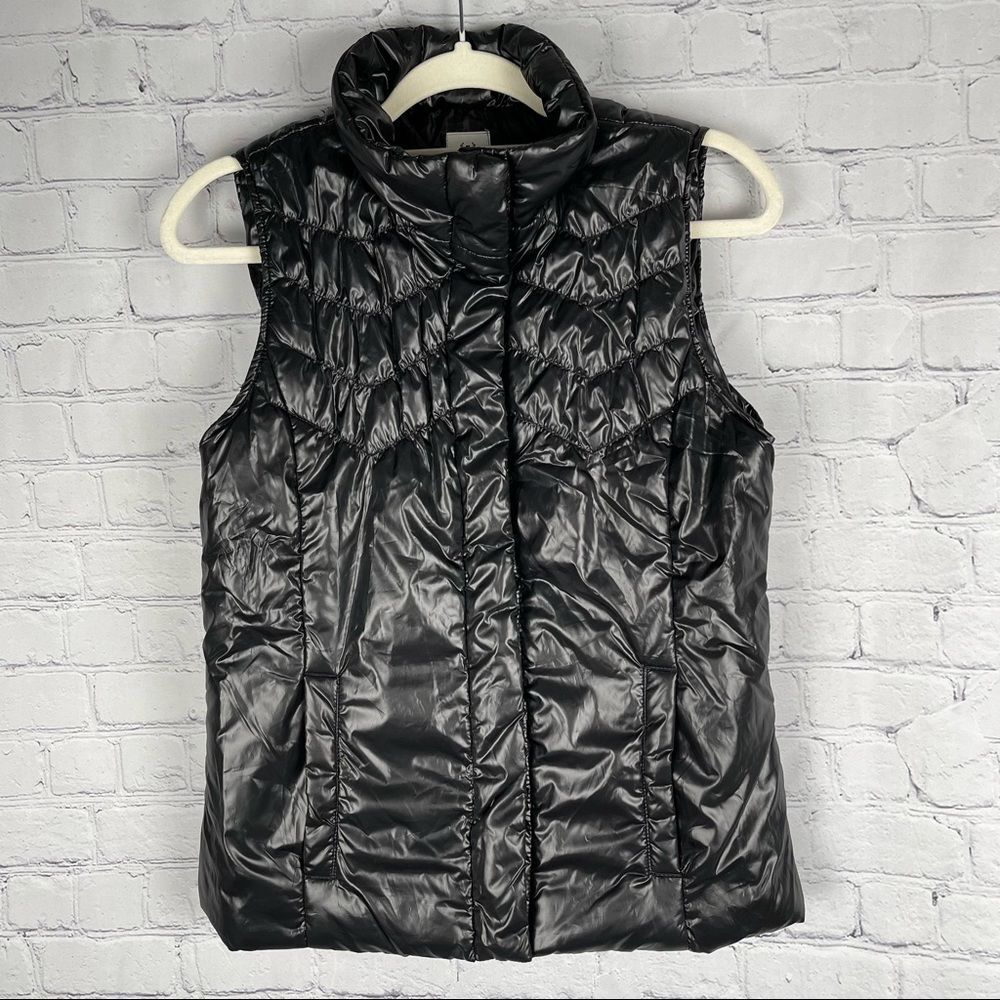 IZOD black puff vest, size S